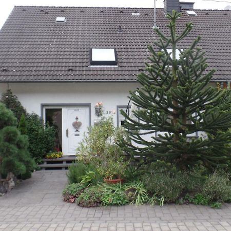 Ferienwohnung Querbach Burgen  Exterior foto
